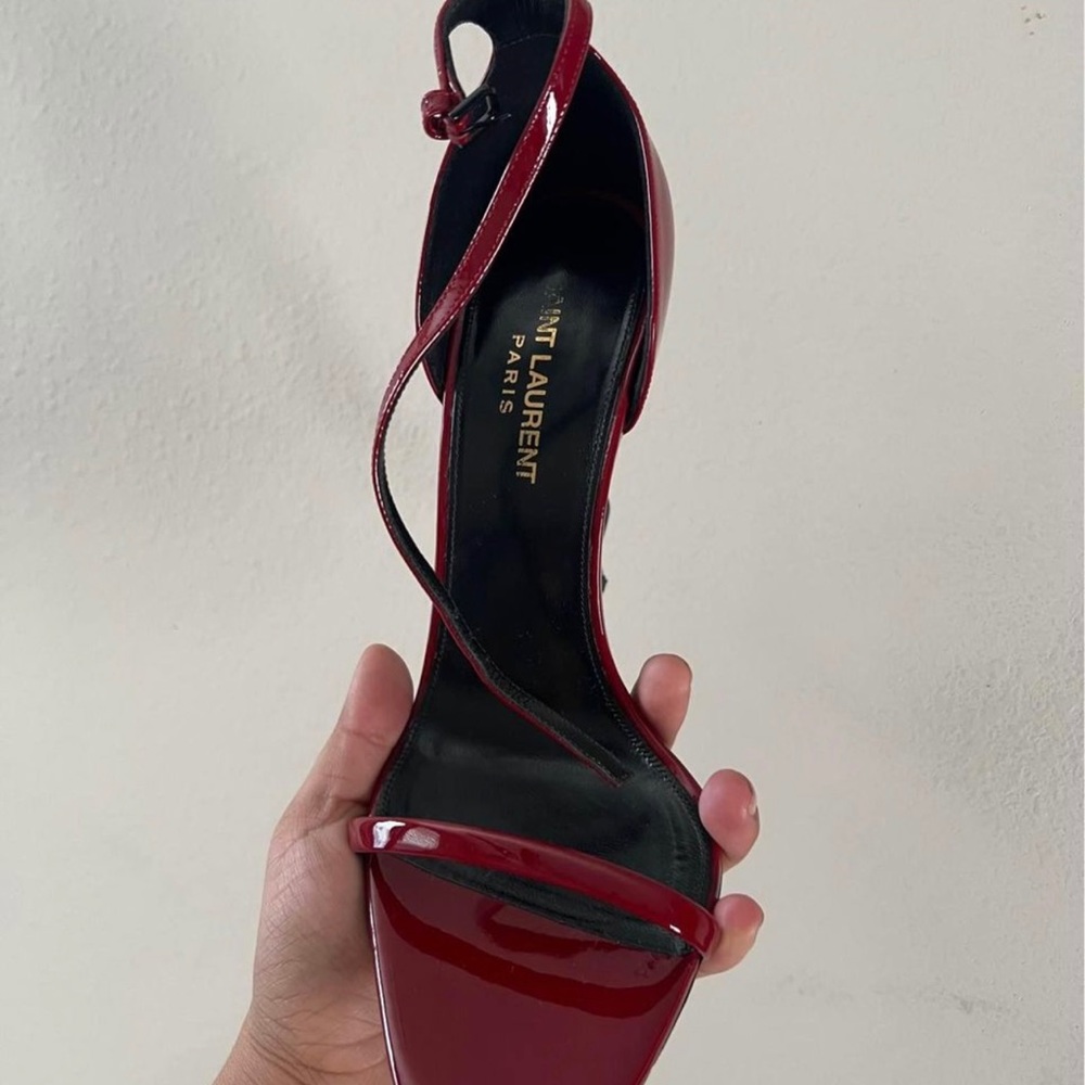 Authentic YSL heels - Picture 3 of 8